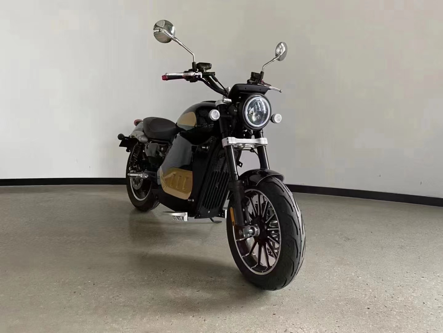 follow suit-electric motorcycle