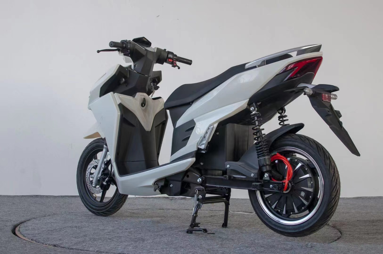 Luan feng-electric motorcycle