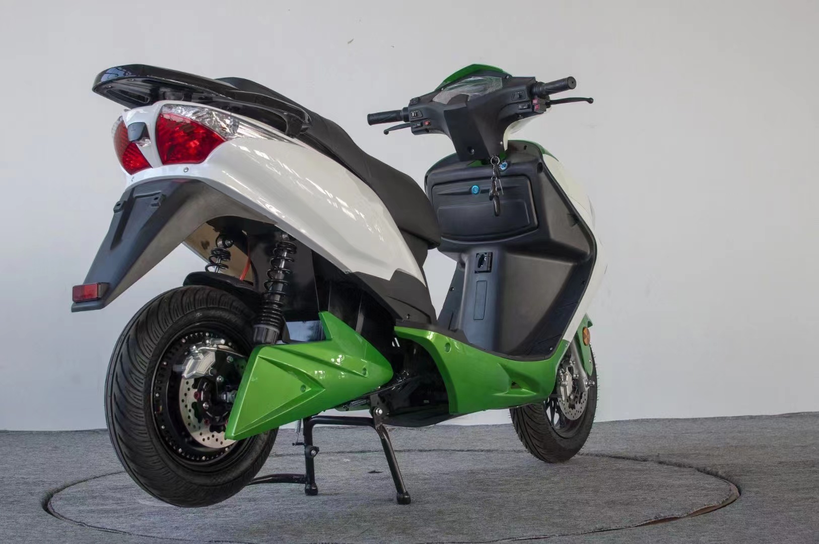 falcon-electric motorcycle